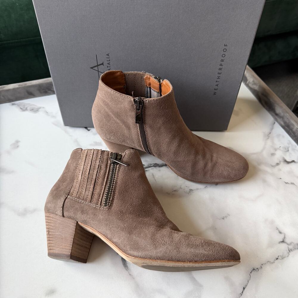 Aquatalia Fallon Suede Ankle Booties Light Brown Size 39
